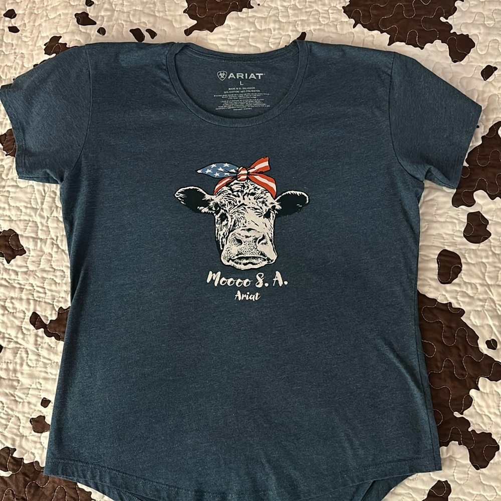 EUC Ariat shirt size L